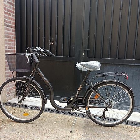 Magnifique Studio Climatisation, Parking A Velos, Velos En Option, Centre Ville Parking Prive Jardin มงตาร์ฌี ภายนอก รูปภาพ